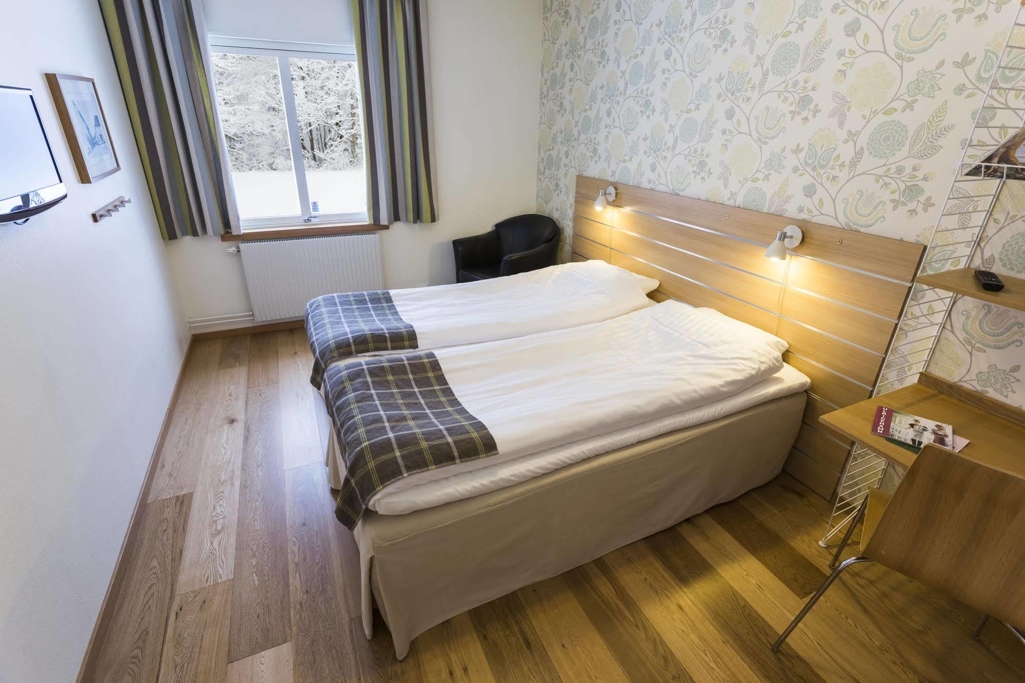 Hotell Lassalyckan Ульрисехамн Экстерьер фото
